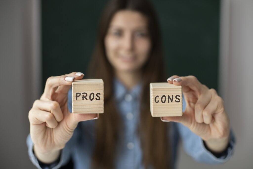 Comparing Original Medicare vs. Medicare Advantage - Pros And Cons