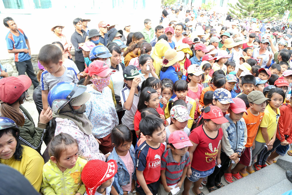 The-Ethnic-Students-in-Pham-Hong-Thai-Primary-Schoo1020x680-1